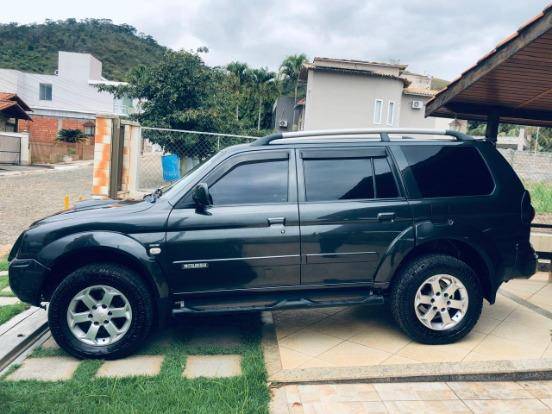 MITSUBISHI PAJERO 2.5 HD 4X4 8V TURBO INTERCOOLER DIESEL 4P MANUAL MITSUBISHI PAJERO 2.5 HD 4X4 8V TURBO INTERCOOLER DIESEL 4P MANUAL